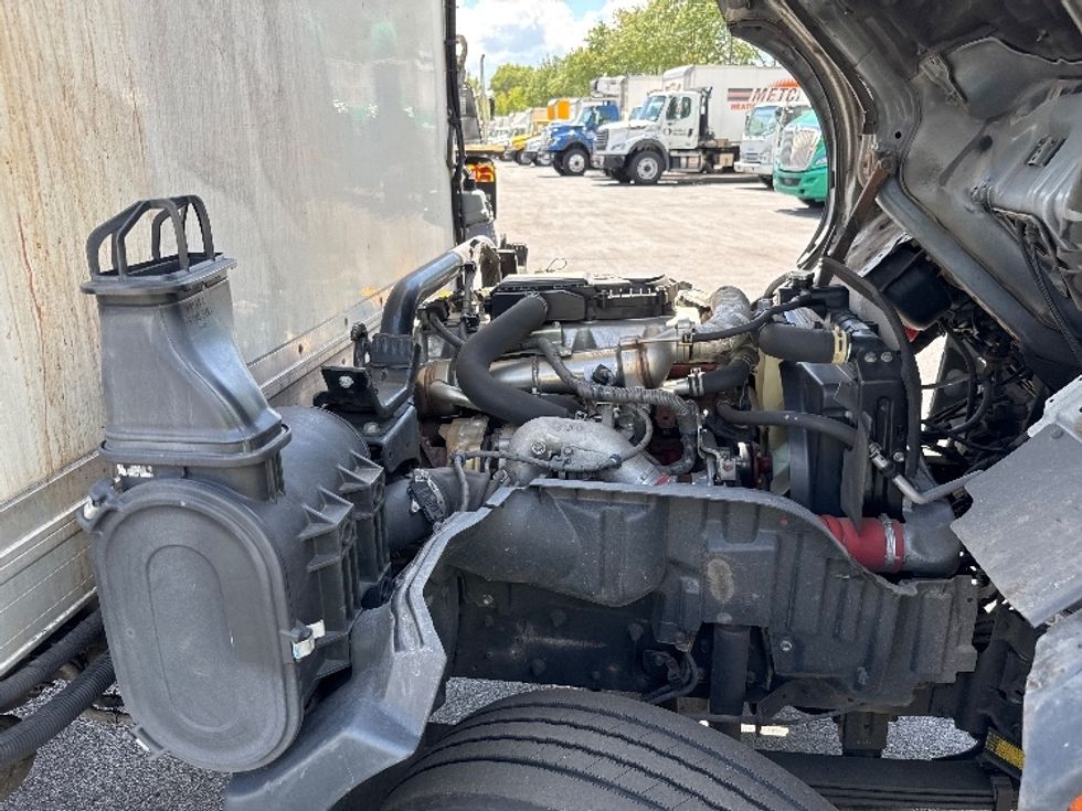 Refrigerated Truck-Light and Medium Duty Trucks-Hino-2019-195-Capitol Heights-MD-143,710\n\t\tmiles-$ 45,750 - Image 22