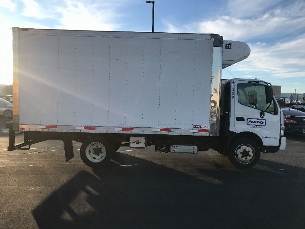 Refrigerated Truck-Light and Medium Duty Trucks-Hino-2019-195-Cincinnati-OH-118,898\n\t\tmiles-$ 49,000 - Image 15