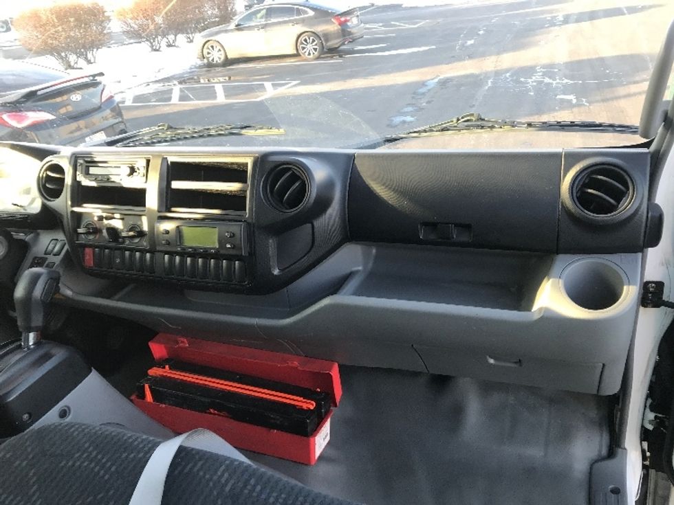 Refrigerated Truck-Light and Medium Duty Trucks-Hino-2019-195-Cincinnati-OH-118,898\n\t\tmiles-$ 49,000 - Image 21