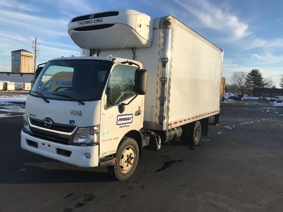 Refrigerated Truck-Light and Medium Duty Trucks-Hino-2019-195-Cincinnati-OH-118,898\n\t\tmiles-$ 49,000 - Image 3