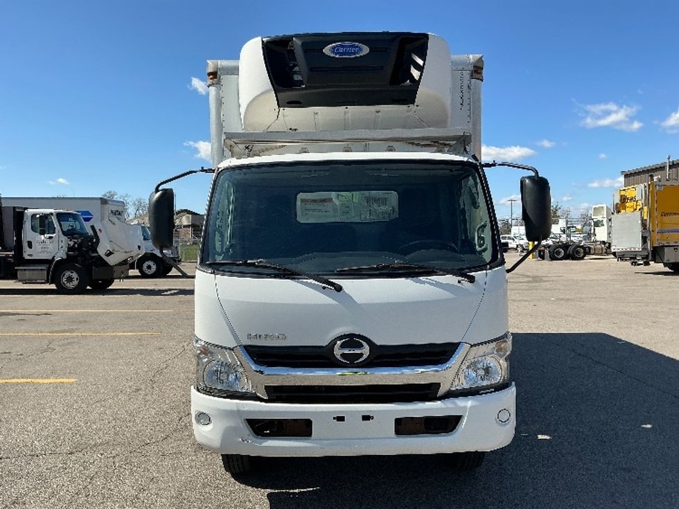 Refrigerated Truck-Light and Medium Duty Trucks-Hino-2019-195-Cincinnati-OH-95,224\n\t\tmiles-$ 53,750 - Image 2