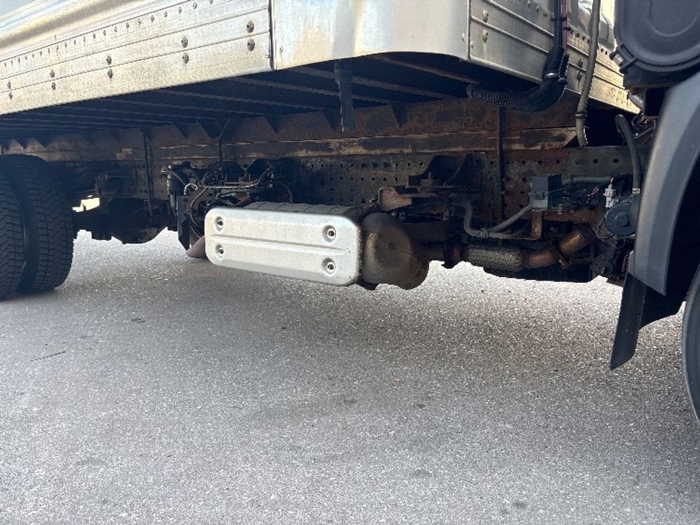 Refrigerated Truck-Light and Medium Duty Trucks-Hino-2019-195-Concord-ON-287,685\n\t\tkm-$ 53,250 - Image 13