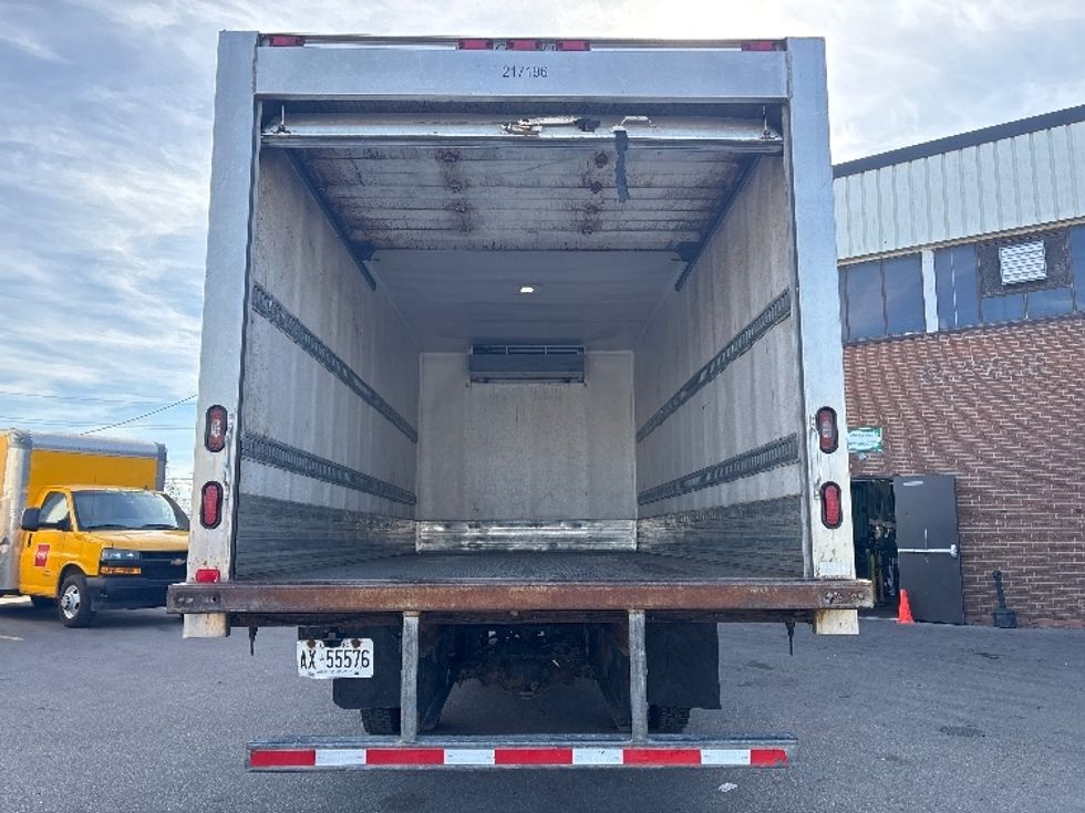 Refrigerated Truck-Light and Medium Duty Trucks-Hino-2019-195-Concord-ON-287,685\n\t\tkm-$ 53,250 - Image 8