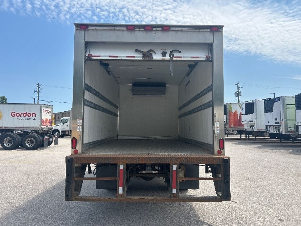 Refrigerated Truck-Light and Medium Duty Trucks-Hino-2019-195-Delta-BC-183,273\n\t\tkm-$ 61,750 - Image 8