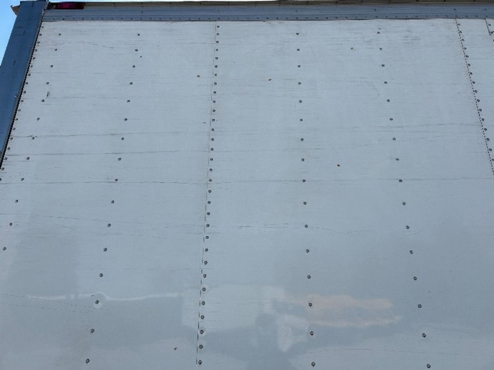 Refrigerated Truck-Light and Medium Duty Trucks-Hino-2019-195-Delta-BC-231,336\n\t\tkm-$ 63,750 - Image 26