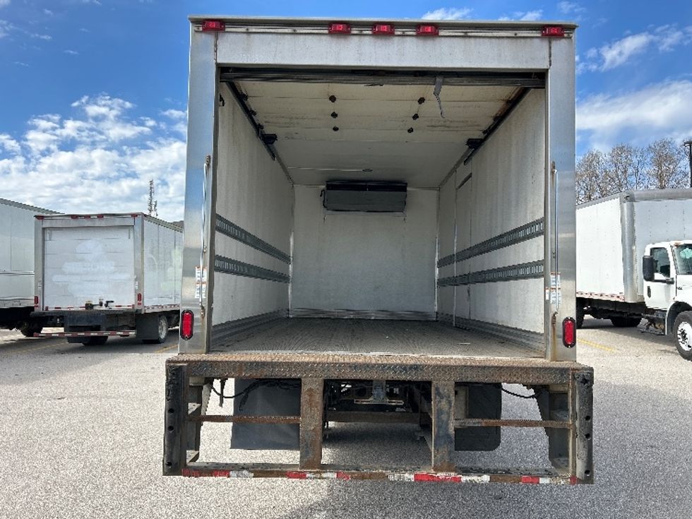 Refrigerated Truck-Light and Medium Duty Trucks-Hino-2019-195-Delta-BC-231,336\n\t\tkm-$ 63,750 - Image 8