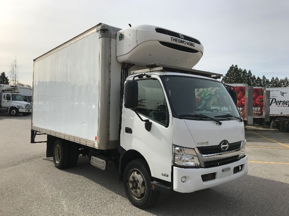 Refrigerated Truck-Light and Medium Duty Trucks-Hino-2019-195-Delta-BC-246,534\n\t\tkm-$ 64,500 - Image 1