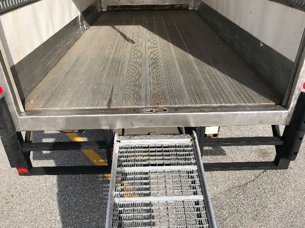 Refrigerated Truck-Light and Medium Duty Trucks-Hino-2019-195-Delta-BC-246,534\n\t\tkm-$ 64,500 - Image 10