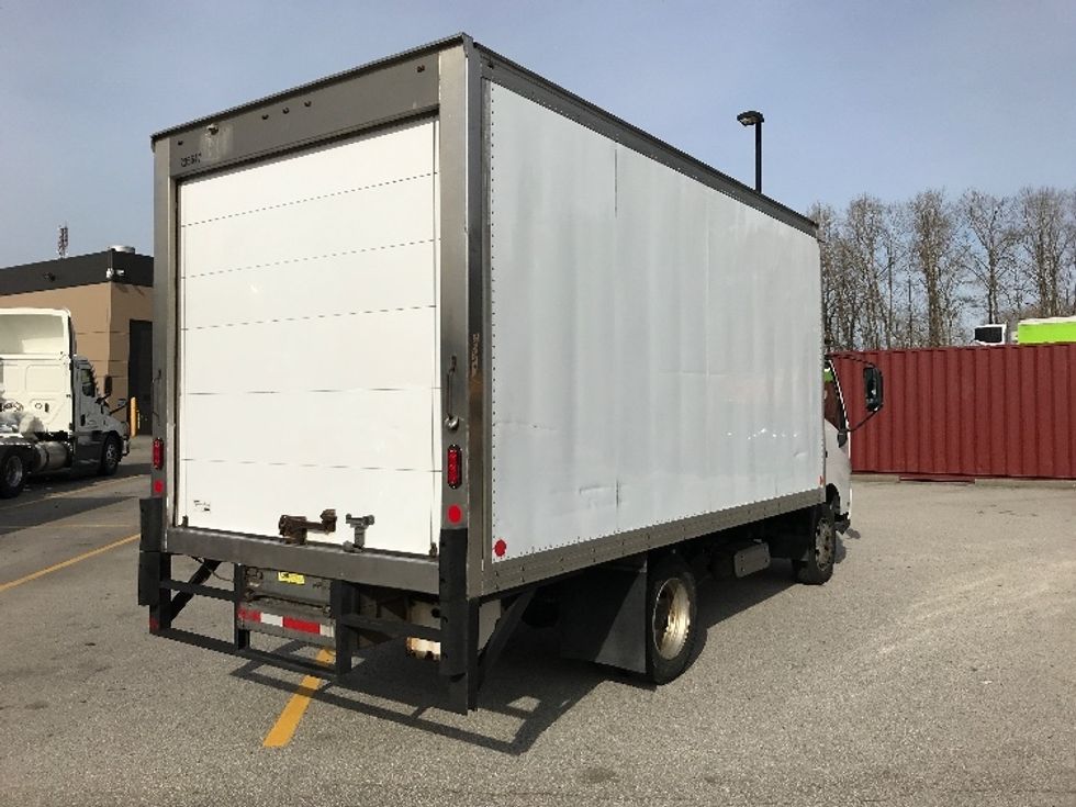 Refrigerated Truck-Light and Medium Duty Trucks-Hino-2019-195-Delta-BC-246,534\n\t\tkm-$ 64,500 - Image 13