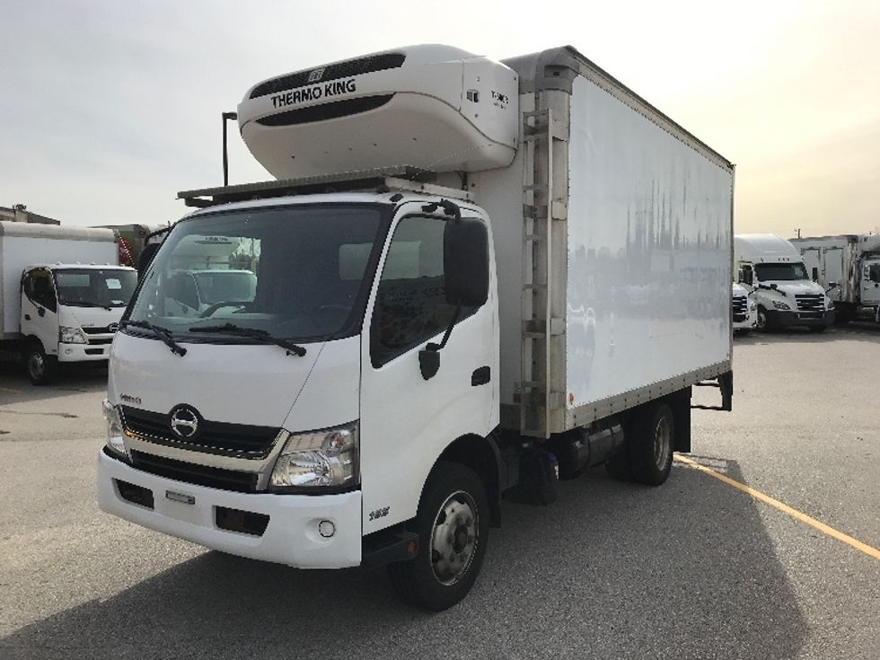 Refrigerated Truck-Light and Medium Duty Trucks-Hino-2019-195-Delta-BC-246,534\n\t\tkm-$ 64,500 - Image 3