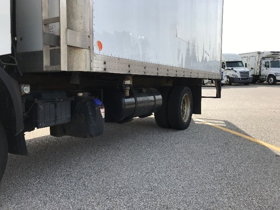 Refrigerated Truck-Light and Medium Duty Trucks-Hino-2019-195-Delta-BC-246,534\n\t\tkm-$ 64,500 - Image 5