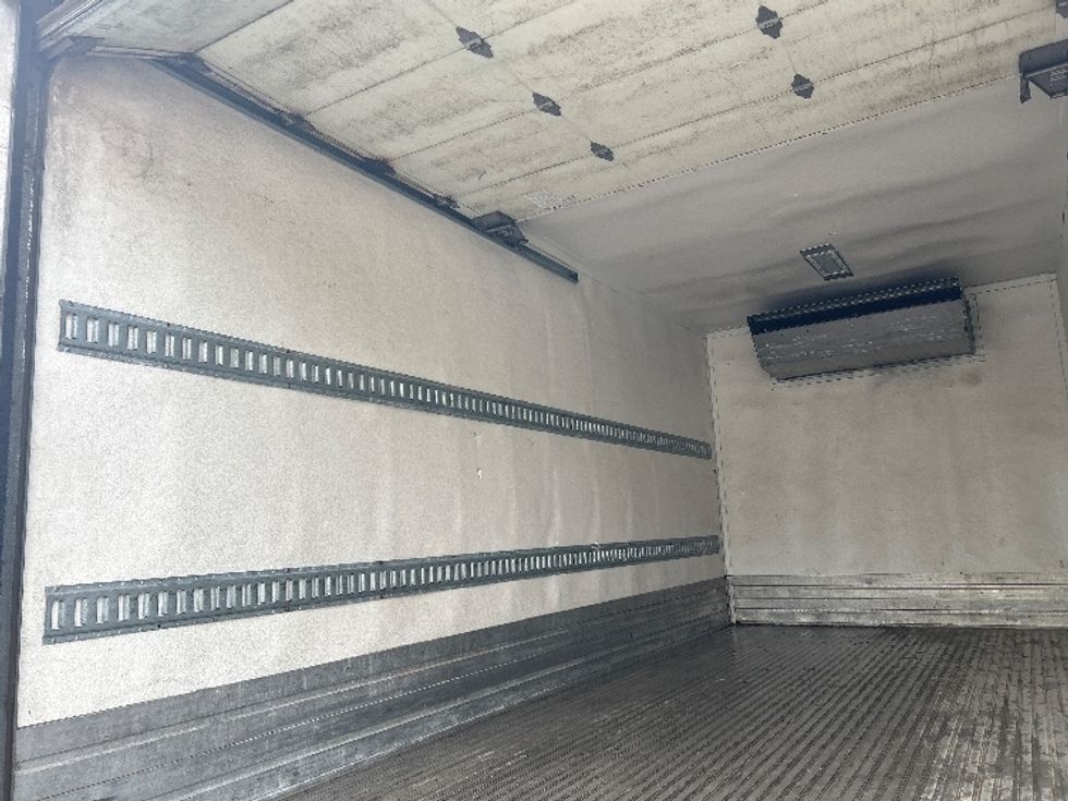 Refrigerated Truck-Light and Medium Duty Trucks-Hino-2019-195-Elmsford-NY-89,888\n\t\tmiles-$ 48,250 - Image 11