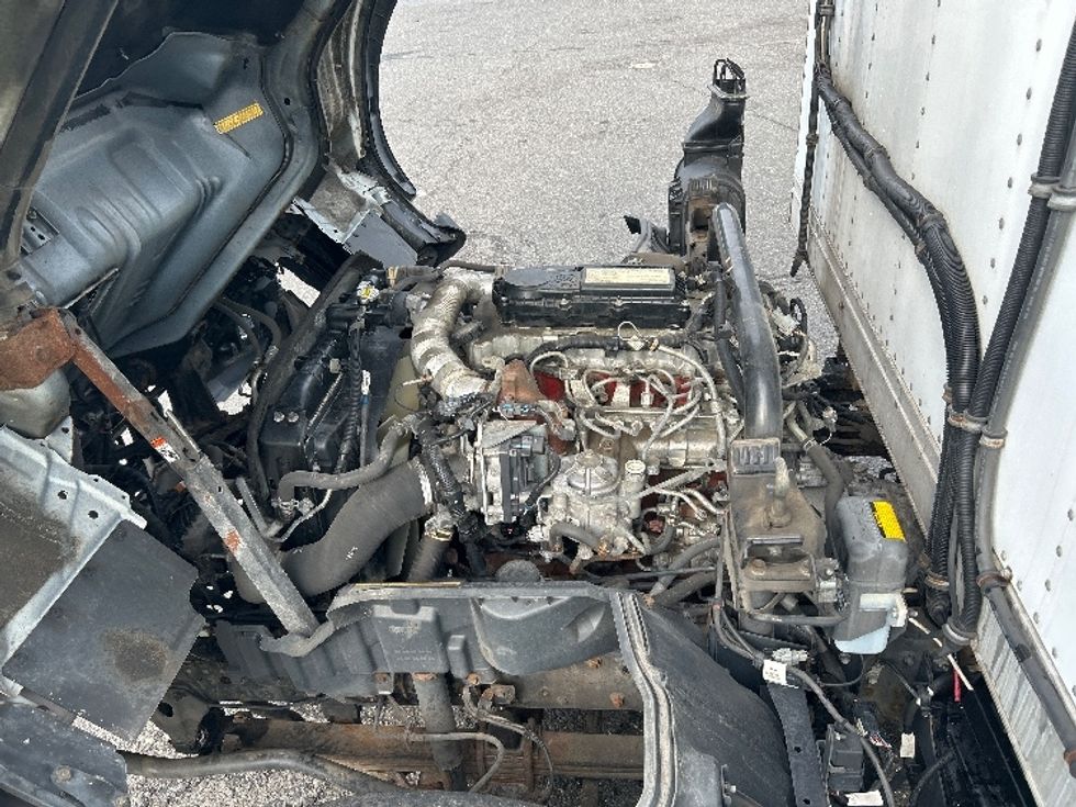 Refrigerated Truck-Light and Medium Duty Trucks-Hino-2019-195-Elmsford-NY-89,888\n\t\tmiles-$ 48,250 - Image 24