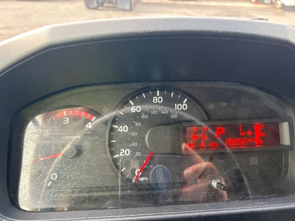 Refrigerated Truck-Light and Medium Duty Trucks-Hino-2019-195-Elmsford-NY-89,888\n\t\tmiles-$ 48,250 - Image 25