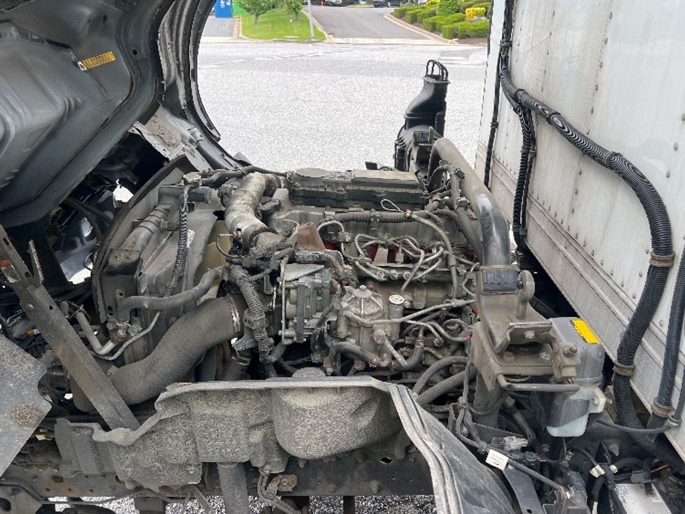 Refrigerated Truck-Light and Medium Duty Trucks-Hino-2019-195-Essex-MD-203,430\n\t\tmiles-$ 35,750 - Image 24