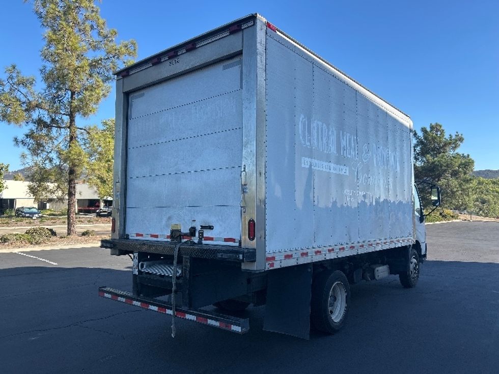 Refrigerated Truck-Light and Medium Duty Trucks-Hino-2019-195-Fontana-CA-201,366\n\t\tmiles-$ 33,000 - Image 13