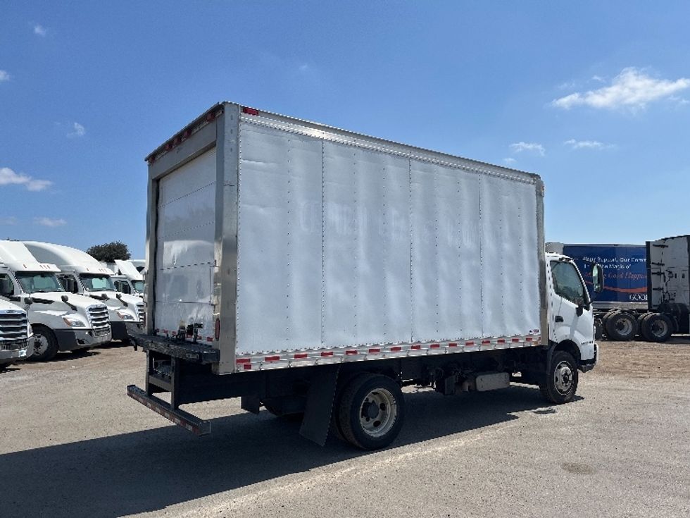 Refrigerated Truck-Light and Medium Duty Trucks-Hino-2019-195-Fontana-CA-201,633\n\t\tmiles-$ 33,000 - Image 13