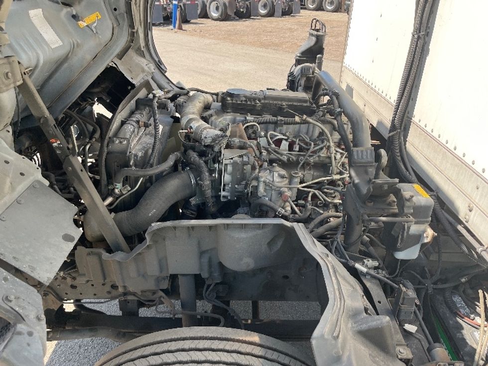 Refrigerated Truck-Light and Medium Duty Trucks-Hino-2019-195-Fontana-CA-201,633\n\t\tmiles-$ 33,000 - Image 24