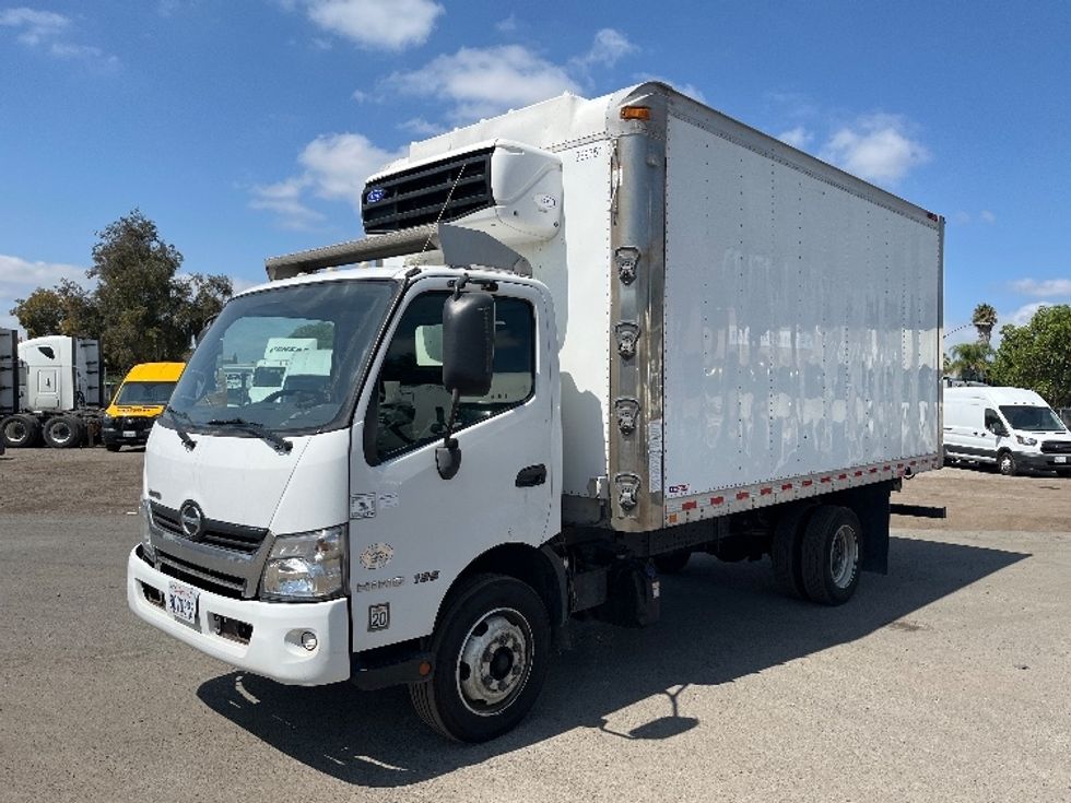 Refrigerated Truck-Light and Medium Duty Trucks-Hino-2019-195-Fontana-CA-201,633\n\t\tmiles-$ 33,000 - Image 3