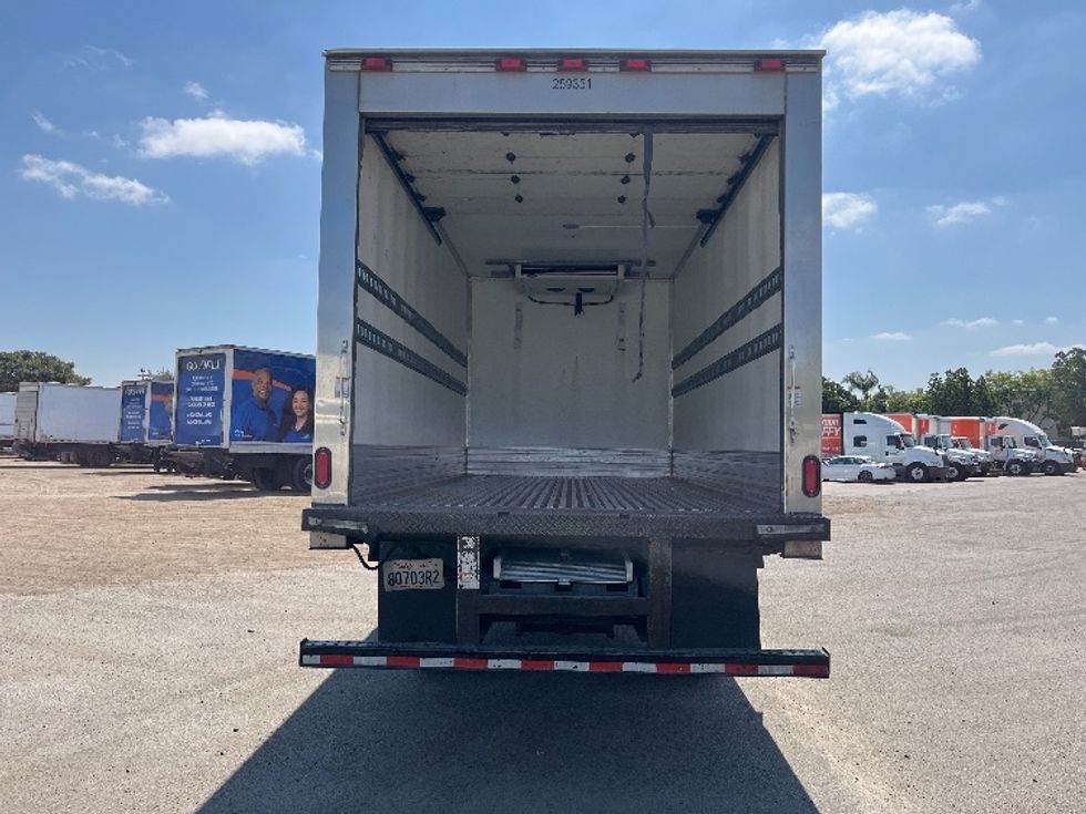 Refrigerated Truck-Light and Medium Duty Trucks-Hino-2019-195-Fontana-CA-201,633\n\t\tmiles-$ 33,000 - Image 8