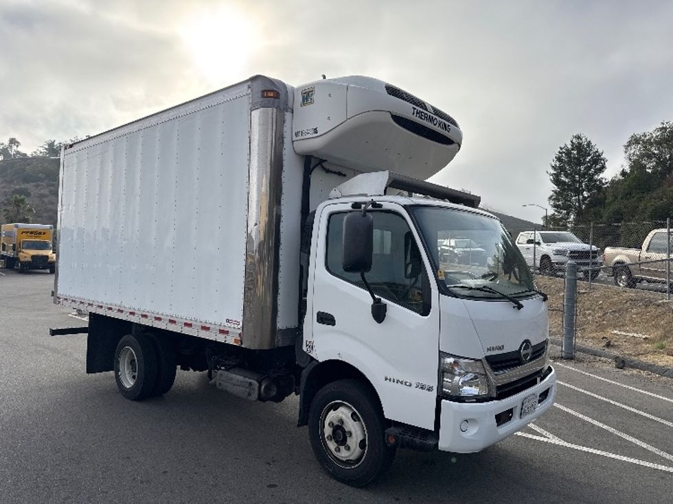 Refrigerated Truck-Light and Medium Duty Trucks-Hino-2019-195-Fontana-CA-77,506\n\t\tmiles-$ 55,000 - Image 1