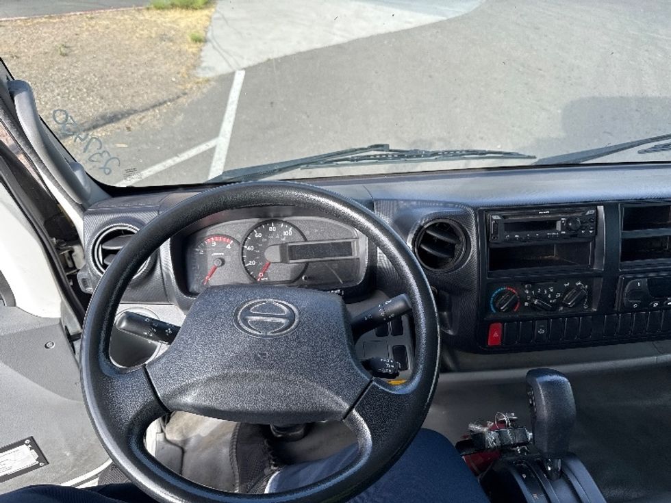 Refrigerated Truck-Light and Medium Duty Trucks-Hino-2019-195-Fontana-CA-77,506\n\t\tmiles-$ 55,000 - Image 17