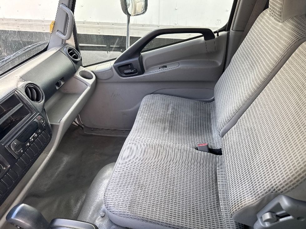 Refrigerated Truck-Light and Medium Duty Trucks-Hino-2019-195-Fontana-CA-77,506\n\t\tmiles-$ 55,000 - Image 18