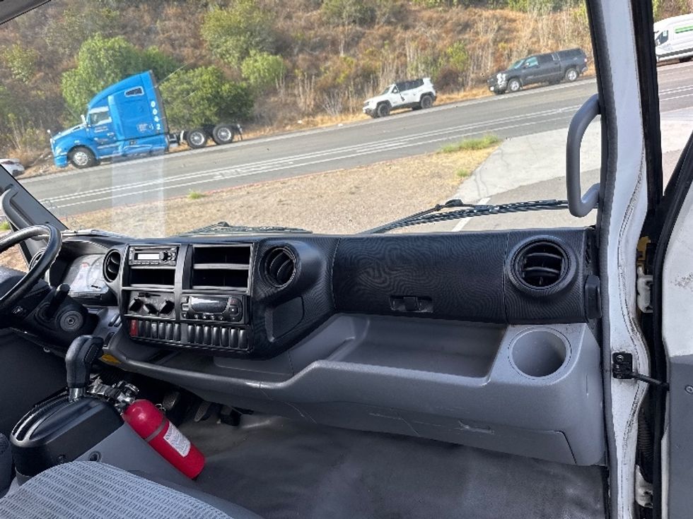 Refrigerated Truck-Light and Medium Duty Trucks-Hino-2019-195-Fontana-CA-77,506\n\t\tmiles-$ 55,000 - Image 20