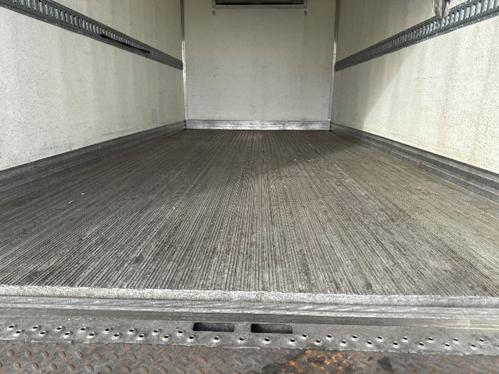 Refrigerated Truck-Light and Medium Duty Trucks-Hino-2019-195-Fontana-CA-77,506\n\t\tmiles-$ 55,000 - Image 9