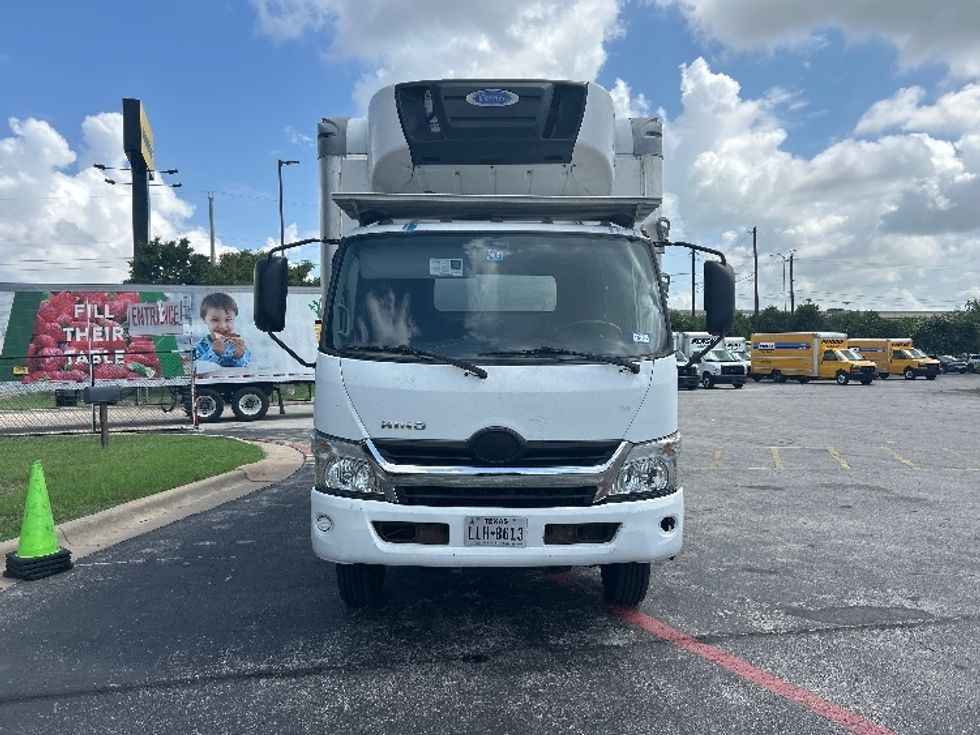 Refrigerated Truck-Light and Medium Duty Trucks-Hino-2019-195-Houston-TX-97,675\n\t\tmiles-$ 48,750 - Image 2
