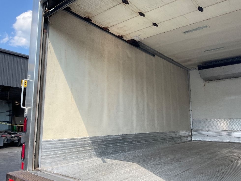Refrigerated Truck-Light and Medium Duty Trucks-Hino-2019-195-Jessup-PA-107,839\n\t\tmiles-$ 47,750 - Image 10