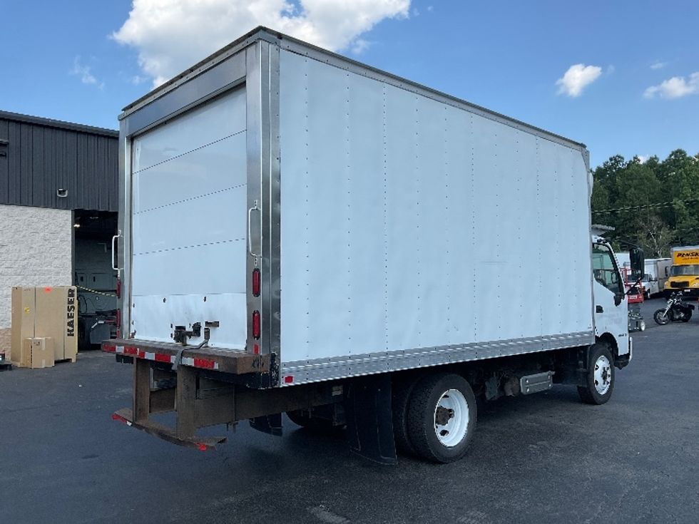 Refrigerated Truck-Light and Medium Duty Trucks-Hino-2019-195-Jessup-PA-107,839\n\t\tmiles-$ 47,750 - Image 12