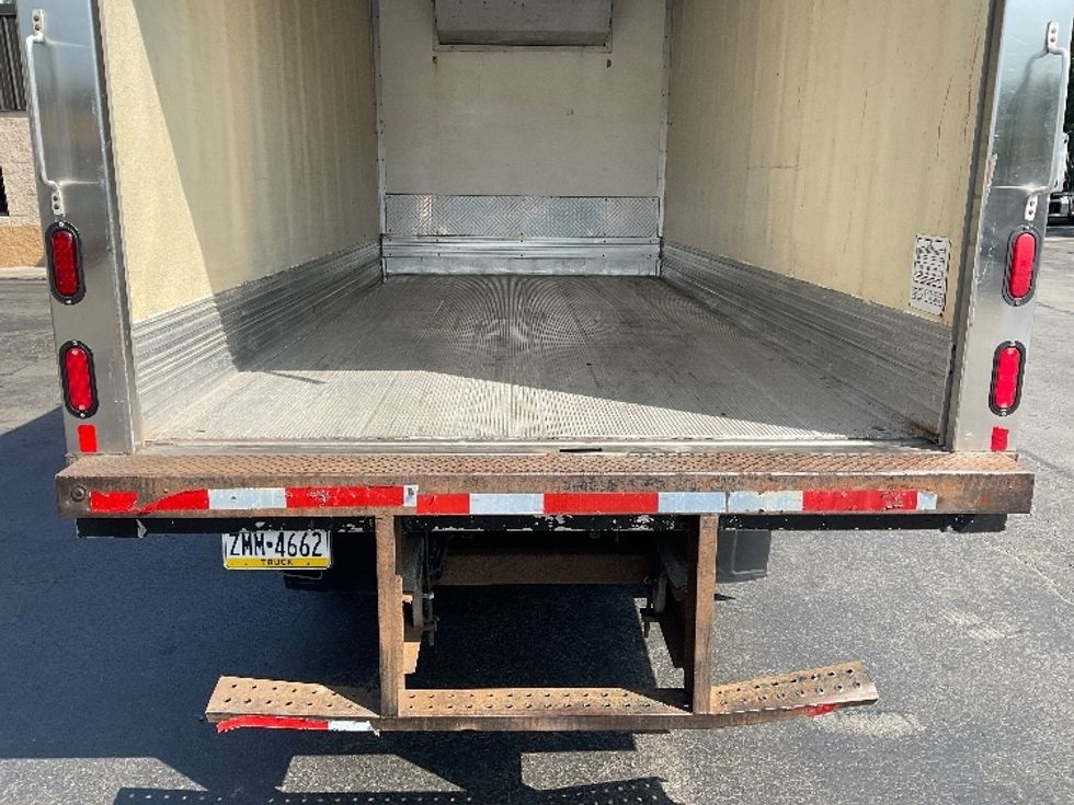 Refrigerated Truck-Light and Medium Duty Trucks-Hino-2019-195-Jessup-PA-107,839\n\t\tmiles-$ 47,750 - Image 9