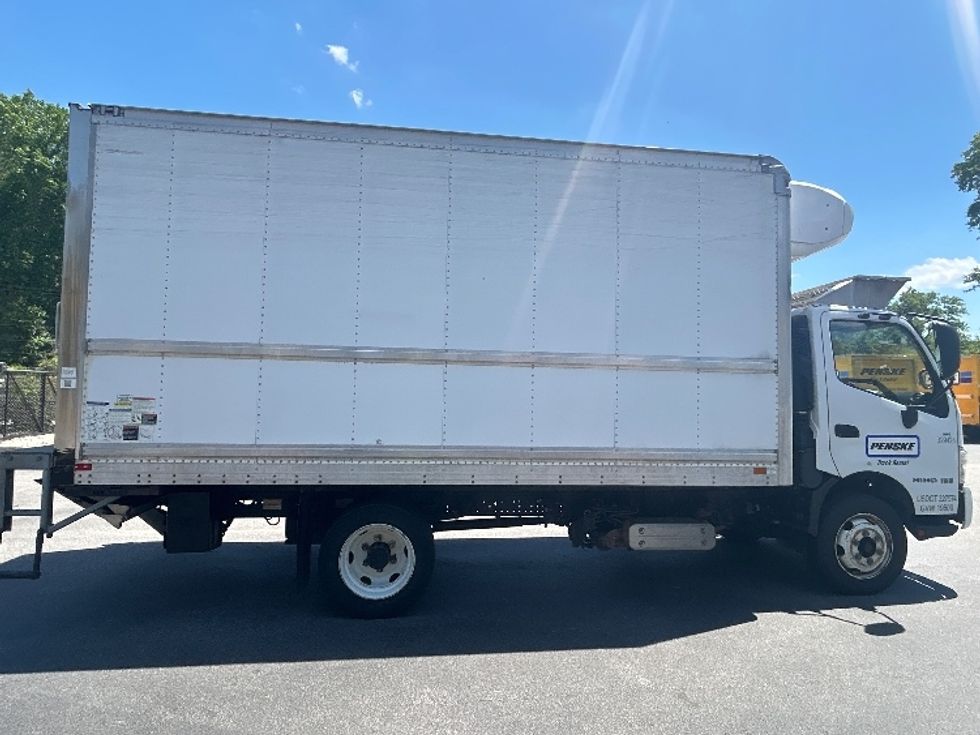 Refrigerated Truck-Light and Medium Duty Trucks-Hino-2019-195-Knoxville-TN-149,436\n\t\tmiles-$ 42,000 - Image 15