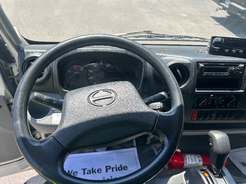 Refrigerated Truck-Light and Medium Duty Trucks-Hino-2019-195-Knoxville-TN-149,436\n\t\tmiles-$ 42,000 - Image 18