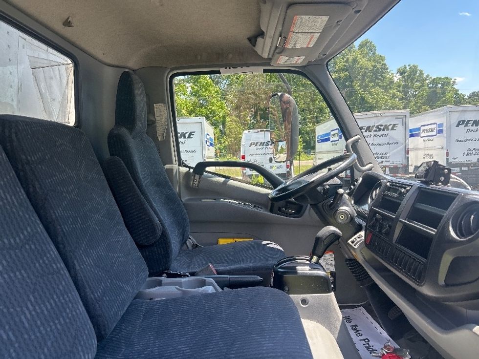 Refrigerated Truck-Light and Medium Duty Trucks-Hino-2019-195-Knoxville-TN-149,436\n\t\tmiles-$ 42,000 - Image 22