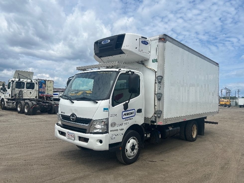 Refrigerated Truck-Light and Medium Duty Trucks-Hino-2019-195-Londonderry-NH-113,699\n\t\tmiles-$ 43,500 - Image 3