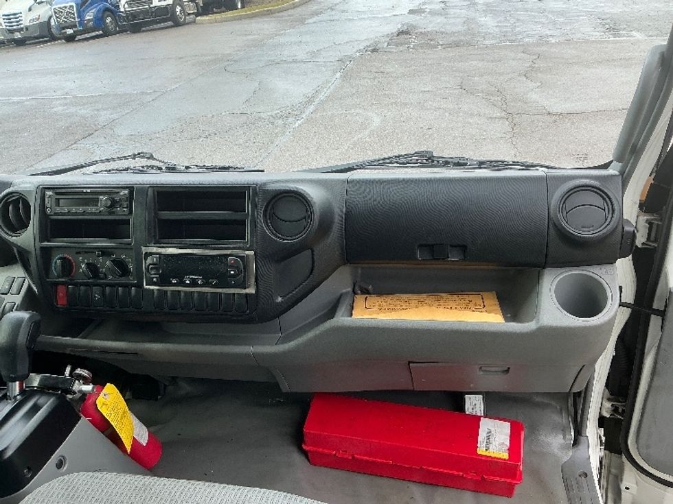 Refrigerated Truck-Light and Medium Duty Trucks-Hino-2019-195-Louisville-KY-85,000\n\t\tmiles-$ 48,250 - Image 21