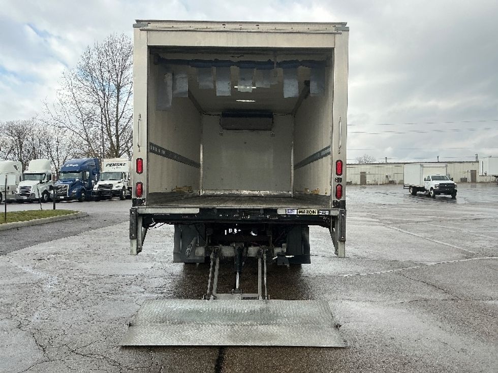 Refrigerated Truck-Light and Medium Duty Trucks-Hino-2019-195-Louisville-KY-85,000\n\t\tmiles-$ 48,250 - Image 9