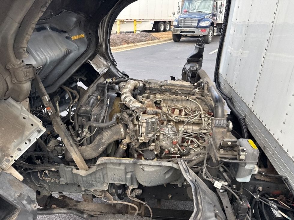 Refrigerated Truck-Light and Medium Duty Trucks-Hino-2019-195-Mebane-NC-170,000\n\t\tmiles-$ 45,500 - Image 23