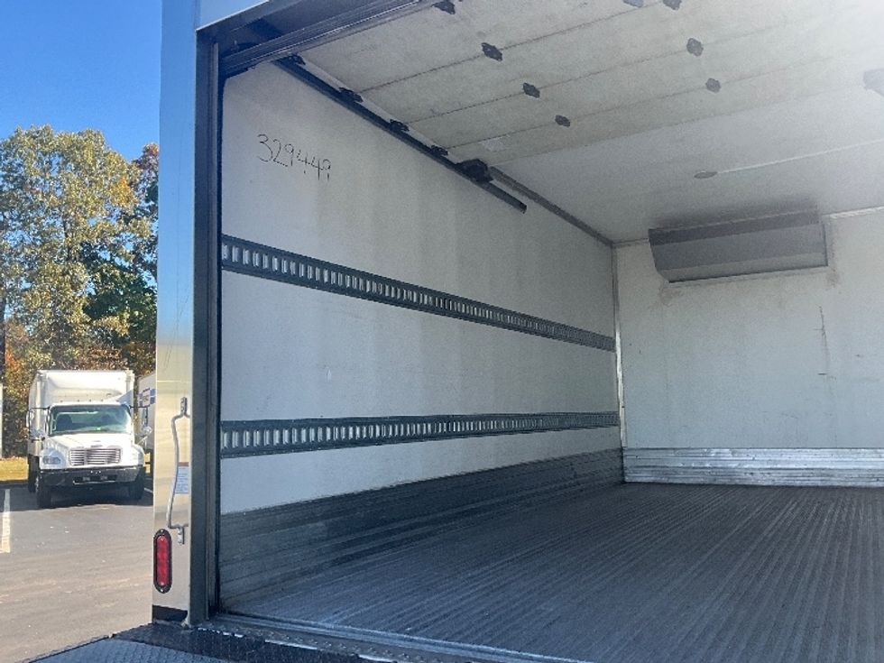 Refrigerated Truck-Light and Medium Duty Trucks-Hino-2019-195-Mebane-NC-62,408\n\t\tmiles-$ 58,750 - Image 11