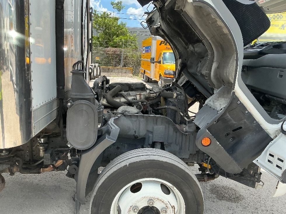 Refrigerated Truck-Light and Medium Duty Trucks-Hino-2019-195-Miami-FL-121,303\n\t\tmiles-$ 51,500 - Image 23