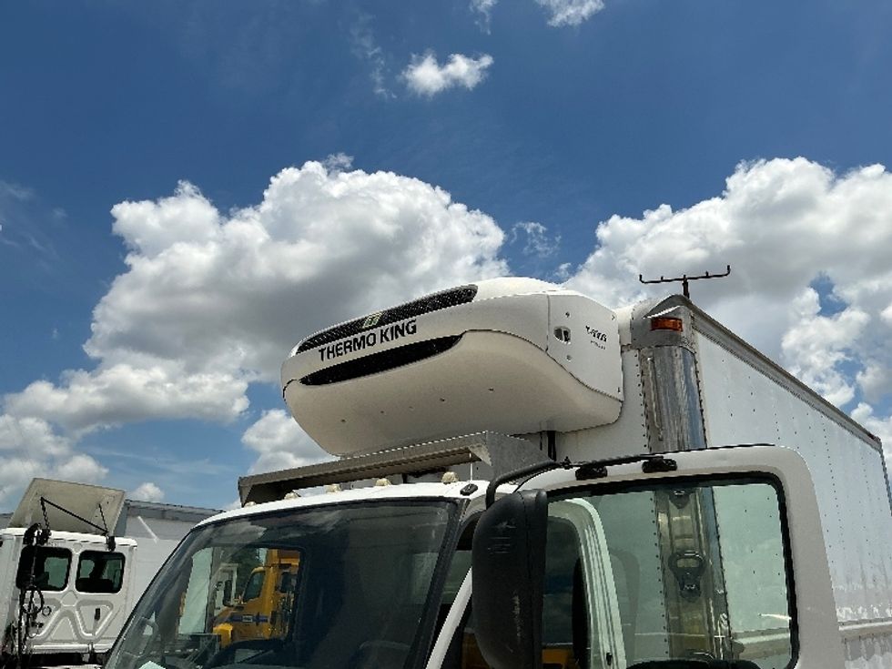 Refrigerated Truck-Light and Medium Duty Trucks-Hino-2019-195-Miami-FL-121,303\n\t\tmiles-$ 51,500 - Image 25