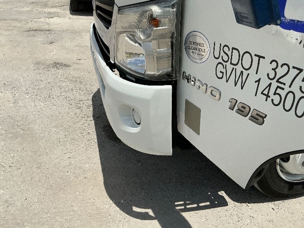 Refrigerated Truck-Light and Medium Duty Trucks-Hino-2019-195-Miami-FL-121,303\n\t\tmiles-$ 51,500 - Image 26
