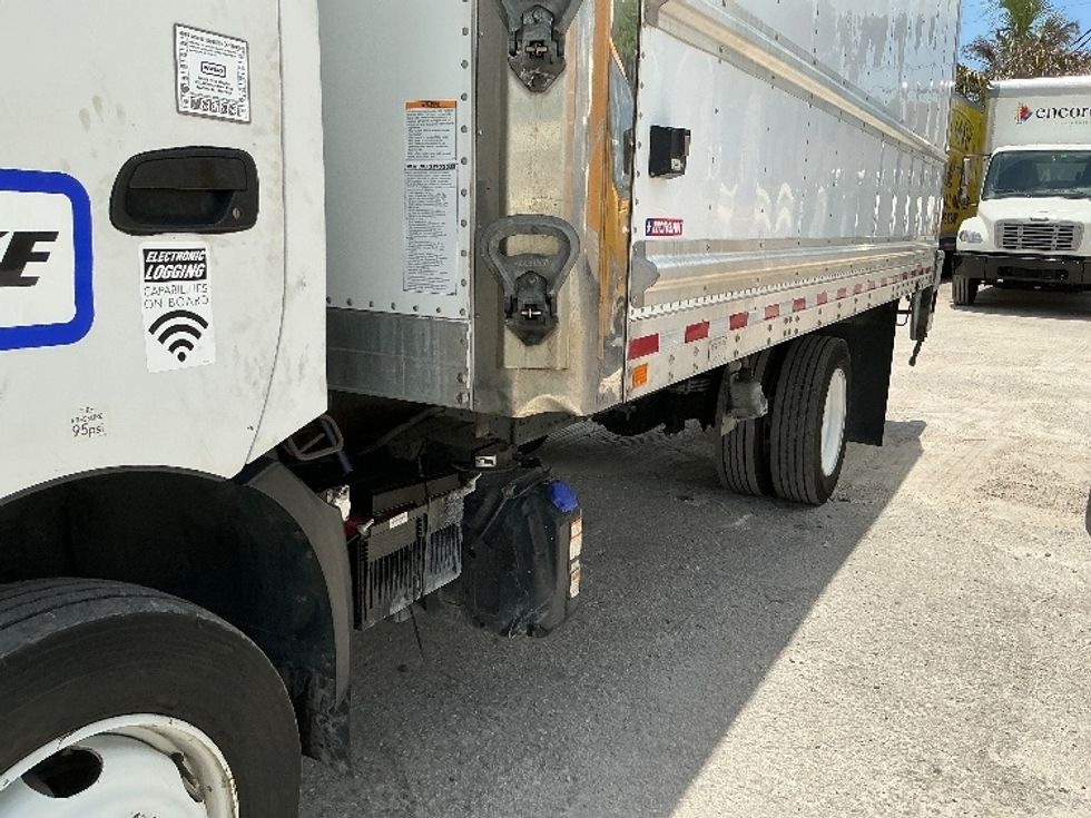 Refrigerated Truck-Light and Medium Duty Trucks-Hino-2019-195-Miami-FL-121,303\n\t\tmiles-$ 51,500 - Image 27