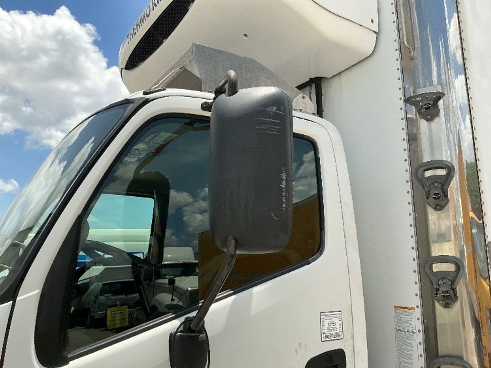 Refrigerated Truck-Light and Medium Duty Trucks-Hino-2019-195-Miami-FL-121,303\n\t\tmiles-$ 51,500 - Image 28