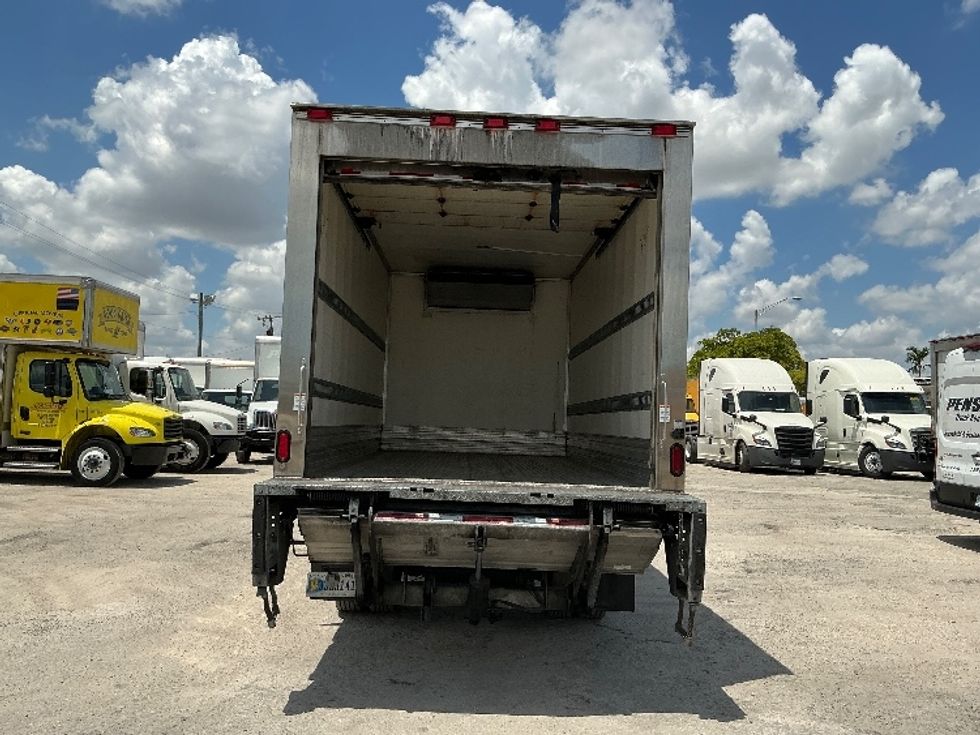 Refrigerated Truck-Light and Medium Duty Trucks-Hino-2019-195-Miami-FL-121,303\n\t\tmiles-$ 51,500 - Image 8