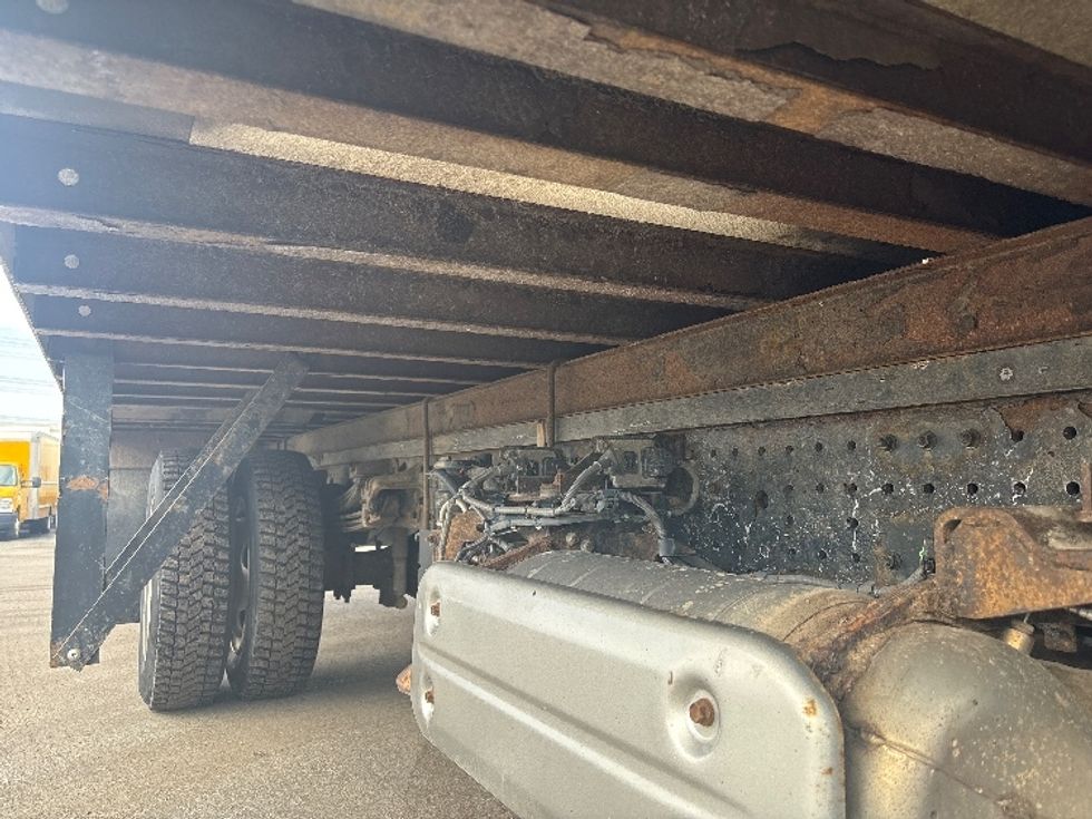 Refrigerated Truck-Light and Medium Duty Trucks-Hino-2019-195-Mississauga-ON-111,269\n\t\tkm-$ 77,500 - Image 14