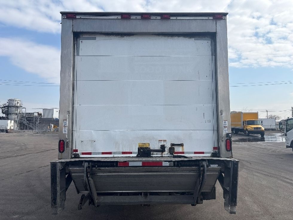 Refrigerated Truck-Light and Medium Duty Trucks-Hino-2019-195-Mississauga-ON-111,269\n\t\tkm-$ 77,500 - Image 7