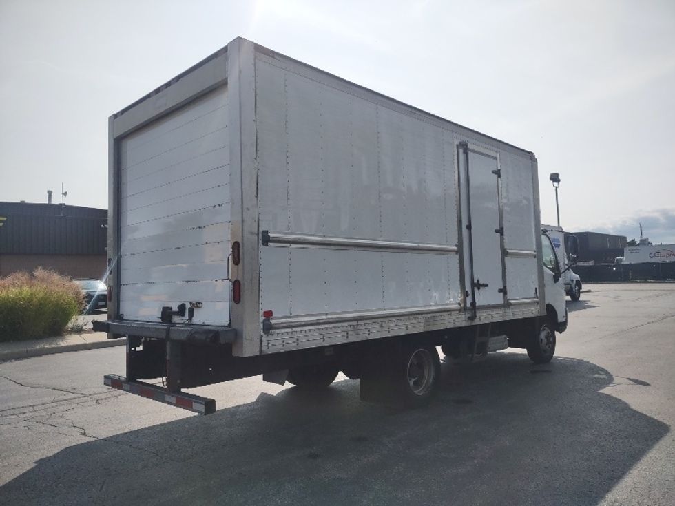 Refrigerated Truck-Light and Medium Duty Trucks-Hino-2019-195-Mississauga-ON-248,240\n\t\tkm-$ 60,500 - Image 12